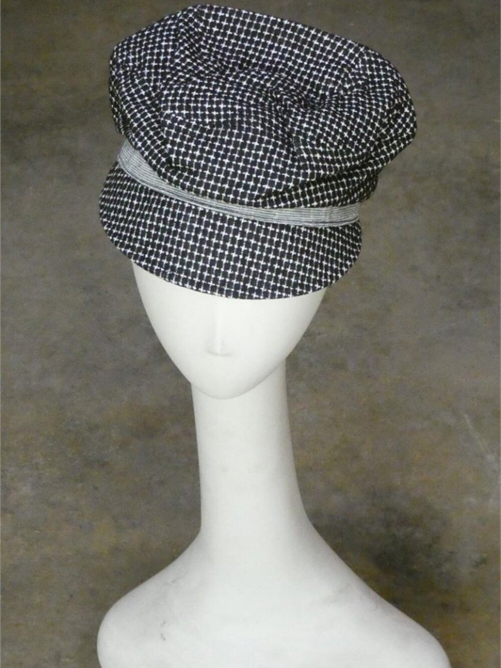 Lotus Soft Grey & White Cotton Newsboy Hat